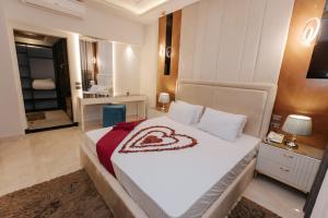 Voodi või voodid majutusasutuse Ramage Hotel & Resort toas