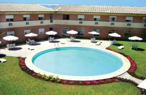Bazen v nastanitvi oz. blizu nastanitve Hotel Sambura