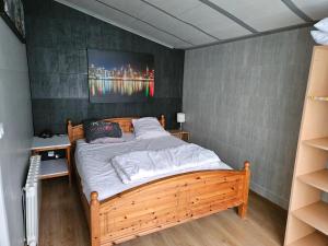 Posteľ alebo postele v izbe v ubytovaní Vaste maison Fouras 15 pers 6 chbres meublé 3*