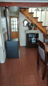 Kuhinja oz. manjša kuhinja v nastanitvi Casa de veraneo 5 dormitorios 2 baños a pasos del lago