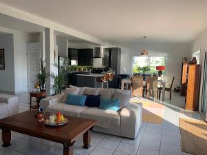 Afbeelding uit fotogalerij van Cupecoy lagoon duplex in Lowlands +15 foto's