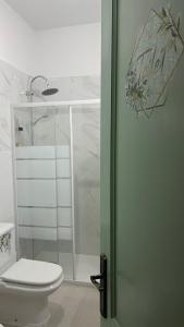 Vonios kambarys apgyvendinimo įstaigoje Green Home