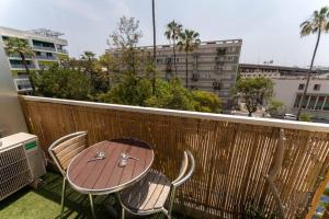 Nice Plein Centre STUDIO 1 avec BALCON