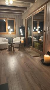 Fotografie z fotogalerie ubytování Chalet luxueux v destinaci Châtel