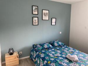 Postel nebo postele na pokoji v ubytování Maison neuve cosy à 20 min des plages #lorient #cosy