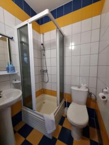 Phòng tắm tại Zajazd Bazylia