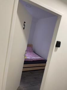 Postel nebo postele na pokoji v ubytování Hana`s Rooms