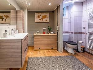 Koupelna v ubytování Holiday Home in Vielsalm with Jacuzzi & Views