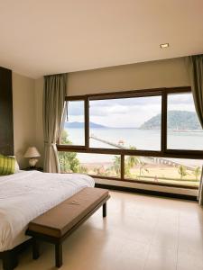 Postel nebo postele na pokoji v ubytování Tina Holiday Homes + 37 fotografií