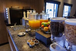 Comida no hotel ou em algum lugar perto