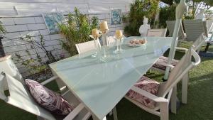 Fotografie z fotogalerie ubytování White Sunset - Votre appartement pieds dans l'eau v destinaci Trois Bassins