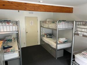 Peppertree Lodge客房内的一张或多张床位
