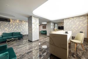 Kuchyň nebo kuchyňský kout v ubytování Yasu Luxury Rooms