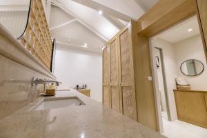 Vannituba majutusasutuses CP Seafront Suites
