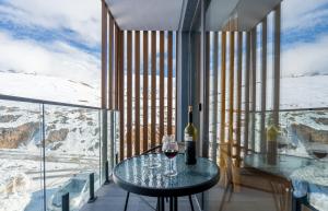 Fotografie z fotogalerie ubytování New Gudauri Atrium Apartment 202 v destinaci Gudauri