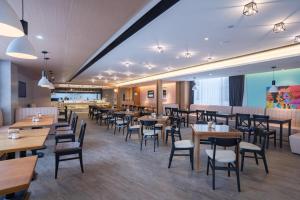 Εστιατόριο ή άλλο μέρος για φαγητό στο Atour Light Hotel Guiyang Fountain