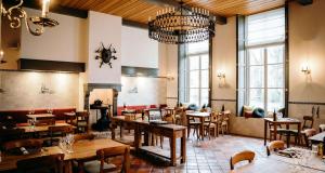 Restaurace v ubytování Grand Hotel Karel V
