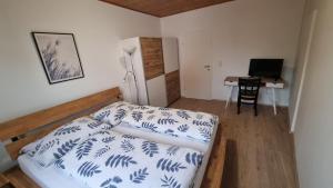 Postel nebo postele na pokoji v ubytování Apartment- Zimmer Pernter