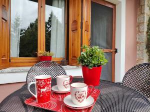 Príslušenstvo na prípravu kávy alebo čaju v ubytovaní Kastalia Country Home