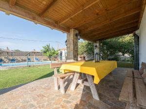 Bazén v ubytovaní Holiday Home Amado by Interhome alebo v jeho blízkosti