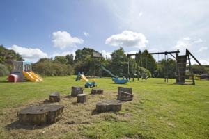 Legeområdet for børn på Higher Mullacott Farmhouse