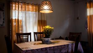 Fotografie z fotogalerie ubytování The Sunset Nest offbeat Homestay v destinaci Dárdžiling
