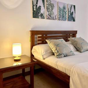 מיטה או מיטות בחדר ב-JORA Studio Apartment 1-B