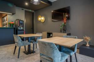 Cucina o angolo cottura di Aux Etangs - Hôtel