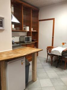Kuchyňa alebo kuchynka v ubytovaní Apartman U Andela + 6 fotografií