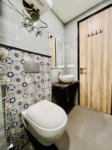 Ένα μπάνιο στο Hotel Apple Inn & Suites, New Delhi