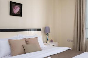Fotografija v galeriji nastanitve Delightful stay at the 1BR apt with coastal view v Dubaju