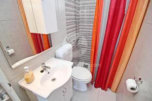 Kúpeľňa v ubytovaní Apartments Paolo + 37 fotografií