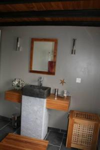 A bathroom at Chez Mary