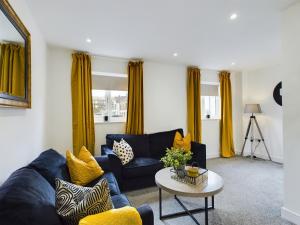 A seating area at Cosy and luxurious house for 10 guests in Darwen