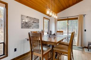 Fotografie z fotogalerie ubytování Jackalope Manor v destinaci Sunriver