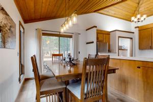 Fotografie z fotogalerie ubytování Jackalope Manor v destinaci Sunriver