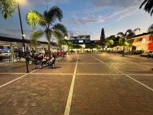 Φωτογραφία από το άλμπουμ του Apartamento para grupos grandes dentro de centro comercial con frisby σε Cartago