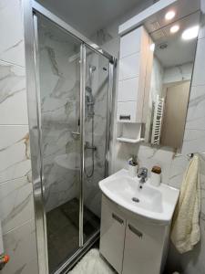 A bathroom at PANDORA AVENY CACAK
