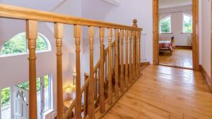 Svalir eða verönd á Rathmullan Cottages No.3 - free wifi, pet friendly