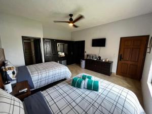 صورة لـ Condo one or 2 bedrooms with lock off in San Jose del Cabo في سان خوسيه ديل كابو