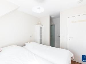 Кровать или кровати в номере Villa D este 0302 modern duplex apartment