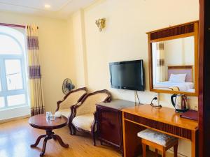 TV a/nebo společenská místnost v ubytování ANH ĐÀO HOTEL