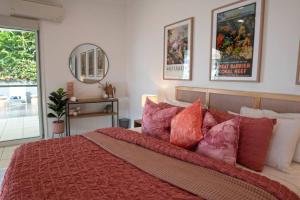 Tide Pool Ocean Front - 2 bed客房内的一张或多张床位