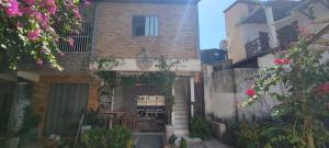 Το κτήριο όπου στεγάζεται  το διαμέρισμα +15 φωτογραφίες