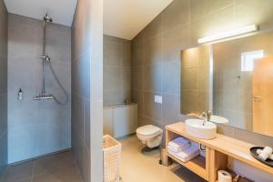 Stracta Hotel的一间浴室