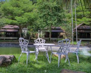 Giardino di Victoria Cliff Hotel & Resort, Kawthaung