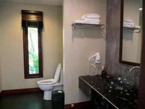 Bagno di Victoria Cliff Hotel & Resort, Kawthaung