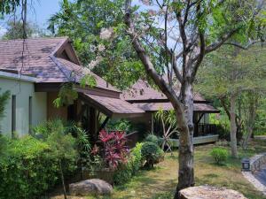 Giardino di Victoria Cliff Hotel & Resort, Kawthaung