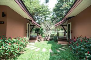 Giardino di Victoria Cliff Hotel & Resort, Kawthaung
