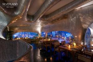 Restaurace v ubytování Silverland Bến Thành + 37 fotografií
